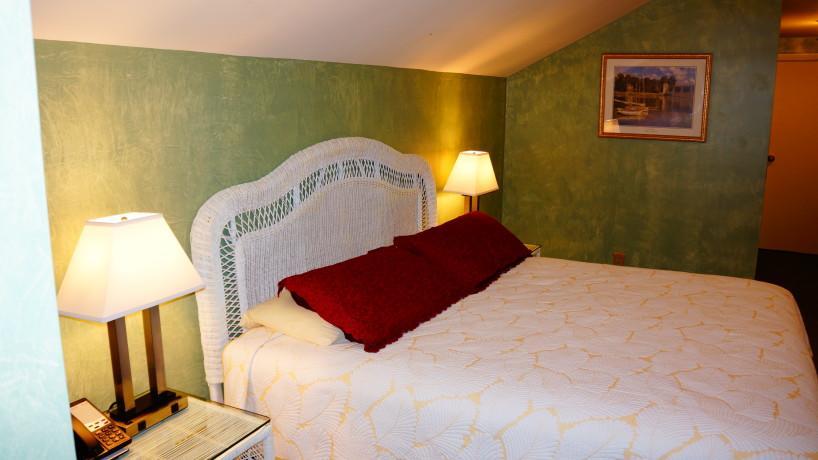 Inn At Iron Masters Lakeville Экстерьер фото