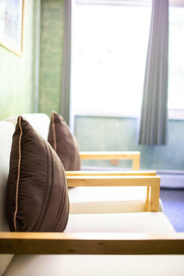 Inn At Iron Masters Lakeville Экстерьер фото